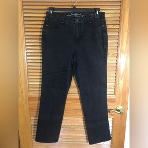 Gloria Vanderbilt Women’s Size 10 Black Rail Straight Jeans